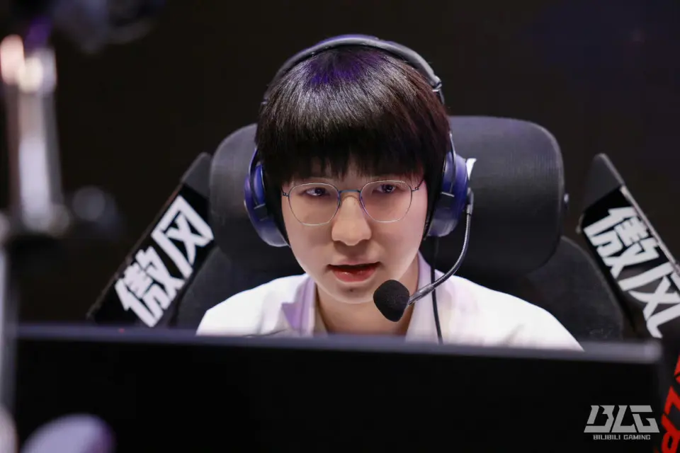 又出现了, 足的问题也 又出现了, 足的问题也