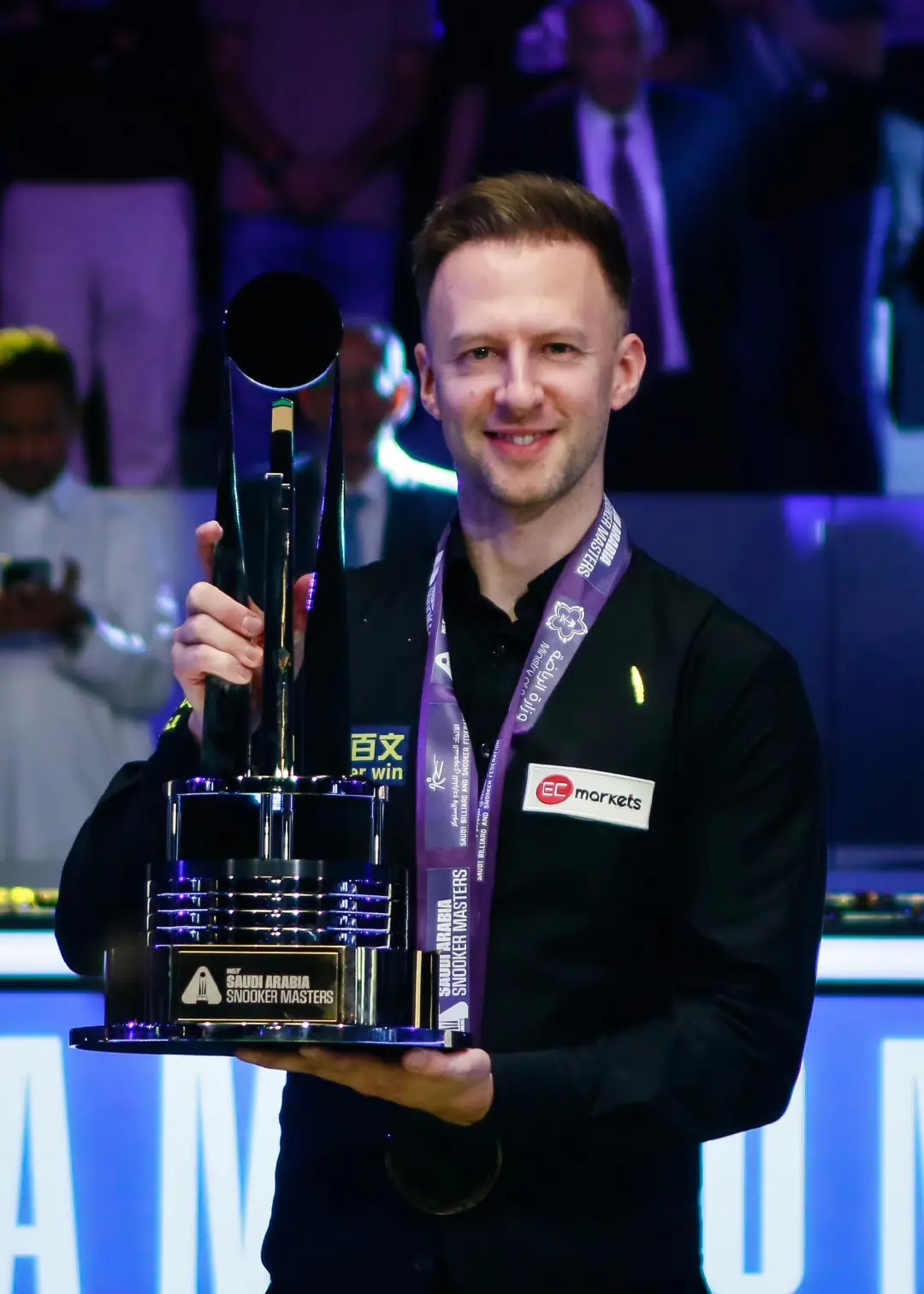 而且是连续, 万英镑 而且是连续, 万英镑