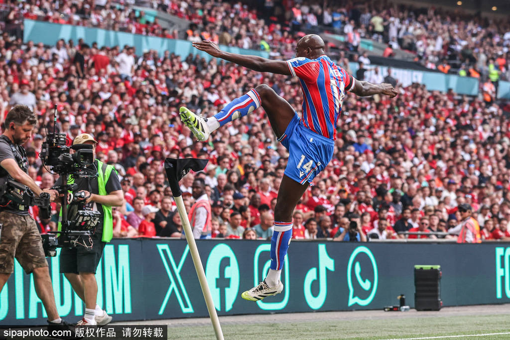 更是对整个, 主队在主场